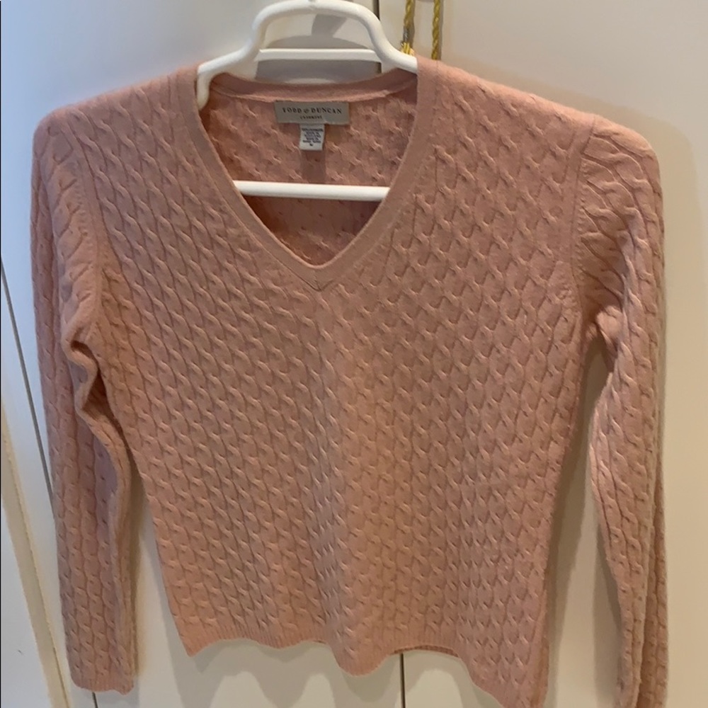 NWOT Pretty pink Cashmere sweater